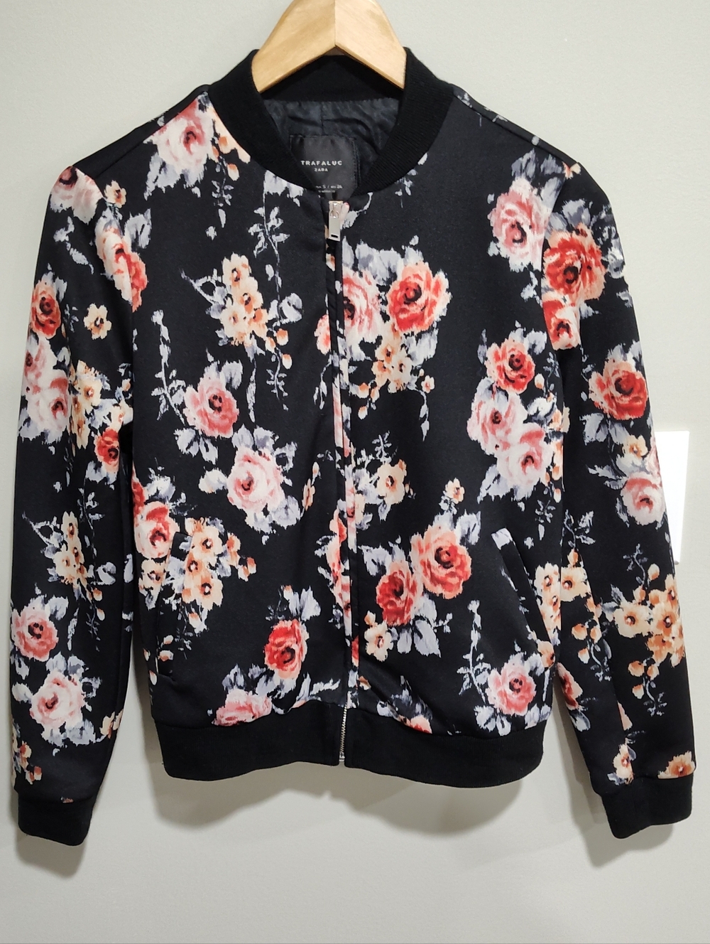 Zara Trafaluc Black Floral Bomber Jacket with Pink & Coral Roses, Size Small - Picture 1 of 7